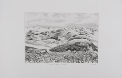 Camille COMBE : Par delà les dunes, la mer, Gravure originale signée