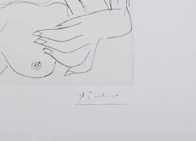 Pablo PICASSO : Les 156, Filles entre elles, dont une avec une fleur, Gravure originale signée