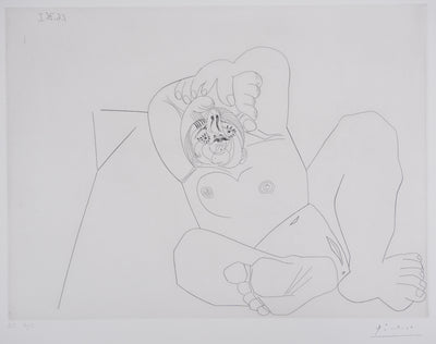 Pablo PICASSO : Les 156, Femme au grand nez, en raccourci sur un lit, Gravure originale signée