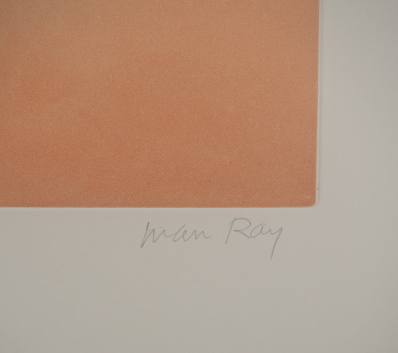 Man RAY : Solitude et réflexion, Gravure originale (photo de détail 2) - Crédit photo : Galerie Art.Paris