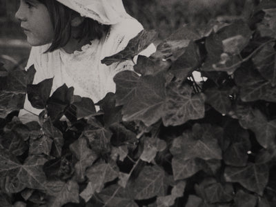 Irina IONESCO : Cache-cache, oeuvre originale (photo de détail 5) - Crédit photo : Galerie Art.Paris
