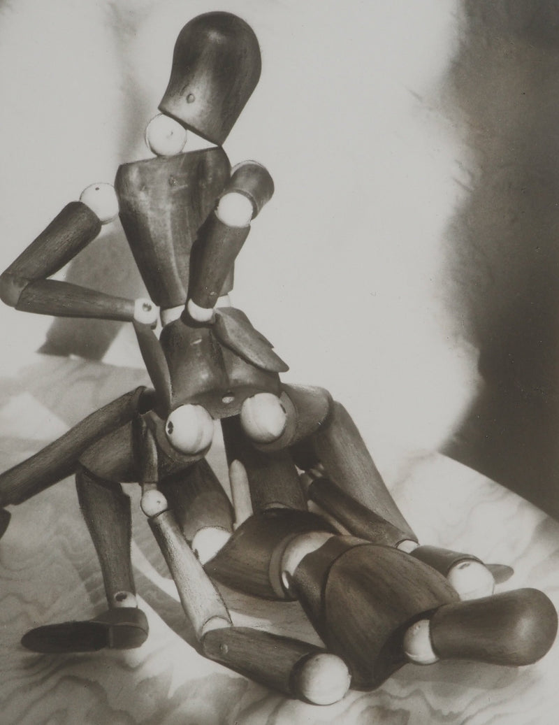 MAN RAY : Mr and Mrs Woodman (Vue de dos), oeuvre originale (photo de détail 3) - Crédit photo : Galerie Art.Paris