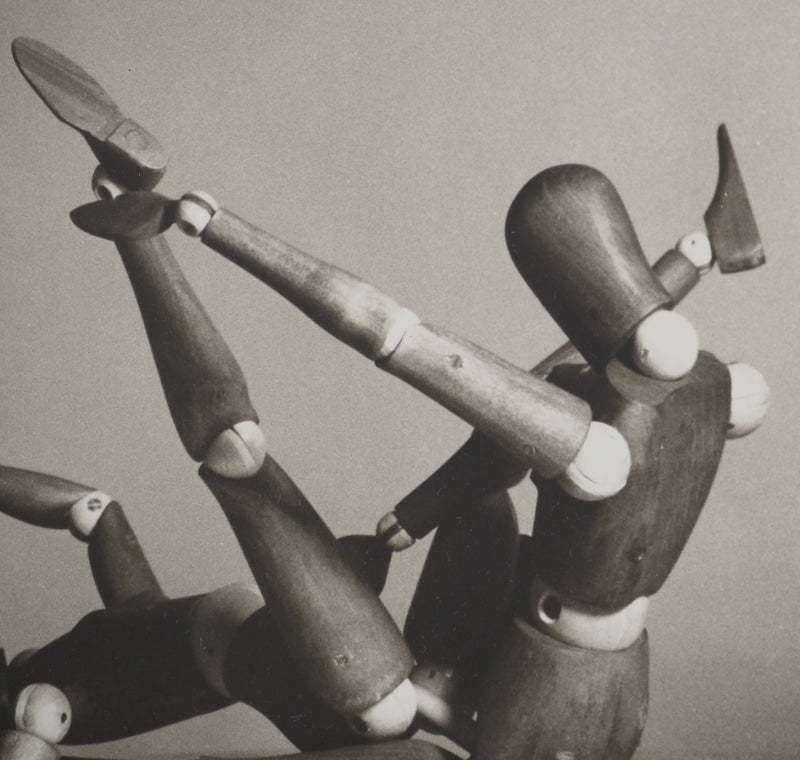 MAN RAY : Mr and Mrs Woodman (Sur le banc), oeuvre originale (photo de détail 4) - Crédit photo : Galerie Art.Paris