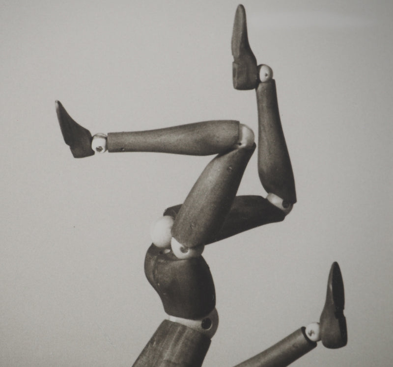MAN RAY : Mr and Mrs Woodman (En équilibre), oeuvre originale (photo de détail 4) - Crédit photo : Galerie Art.Paris