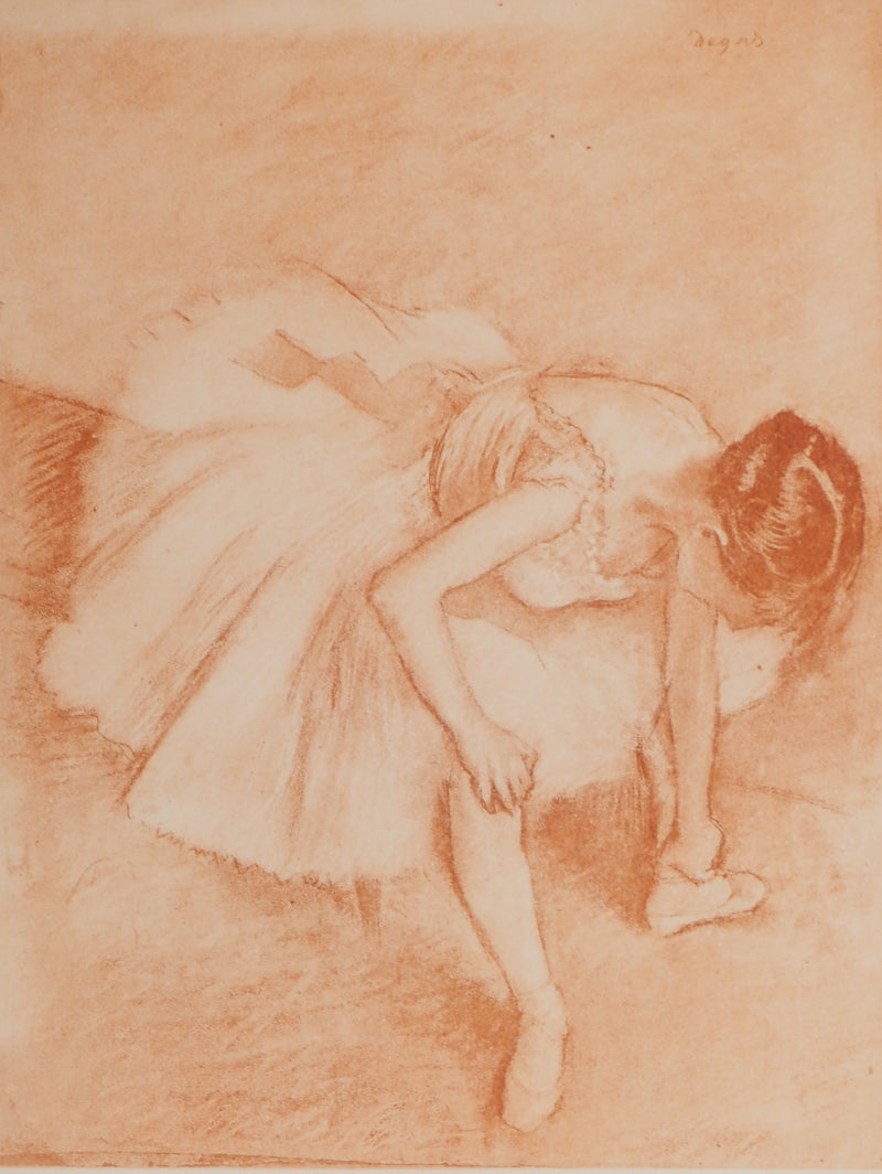 Edgar DEGAS : Danseuse nouant son brodequin, Héliogravure originale (photo de détail 3) - Crédit photo : Galerie Art.Paris