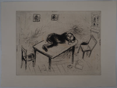 Marc CHAGALL : Une sieste spartiate, (Tchitchikov couchait au bureau), Gravure originale (vue générale) - Crédit photo : Galerie Art.Paris