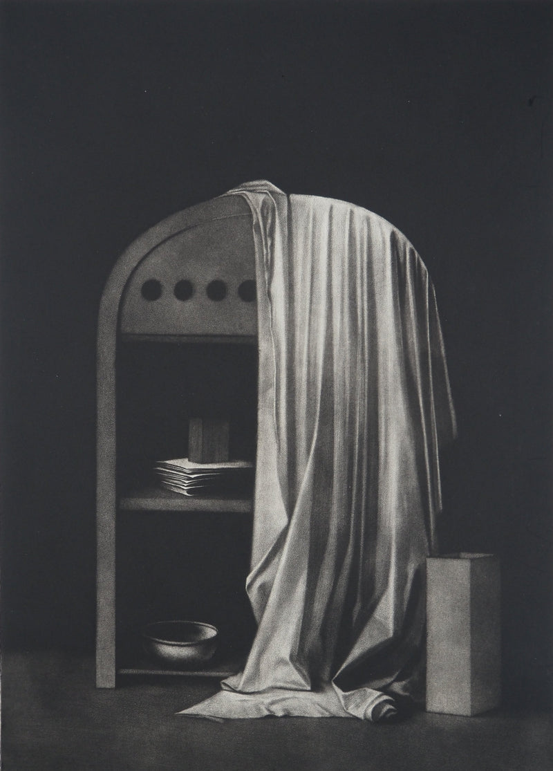 Erling Longva VALTYRSON : Nature morte au drapé, Gravure originale (photo de détail 3) - Crédit photo : Galerie Art.Paris