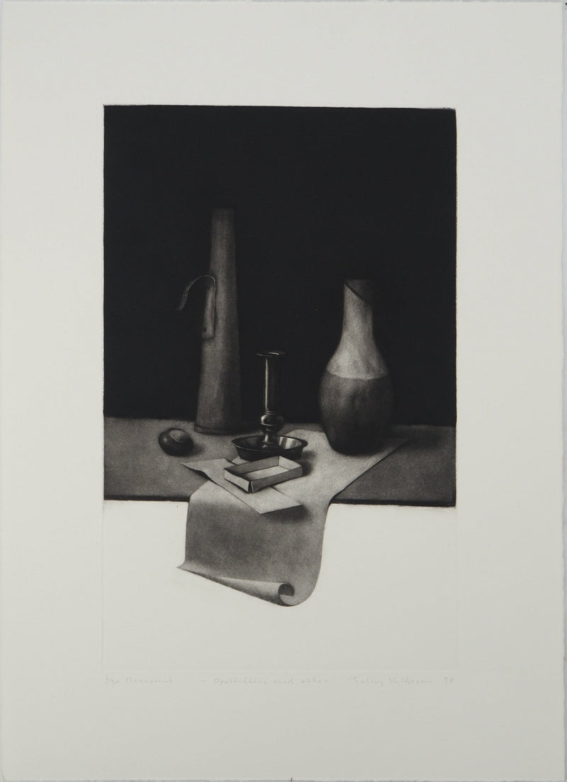 Erling Longva VALTYRSON : Nature morte à la chandelle, Gravure originale (vue générale) - Crédit photo : Galerie Art.Paris