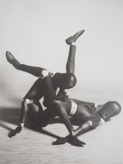  MAN RAY : Mr and Mrs Woodman (Jambes en l'air), oeuvre originale (vue générale) - Crédit photo : Galerie Art.Paris