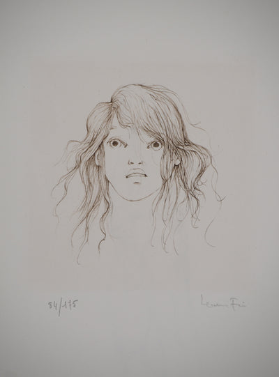 Leonor FINI : Jeune fille surprise, Gravure originale (vue générale) - Crédit photo : Galerie Art.Paris