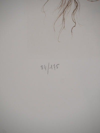 Leonor FINI : Jeune fille surprise, Gravure originale (photo de détail 4) - Crédit photo : Galerie Art.Paris