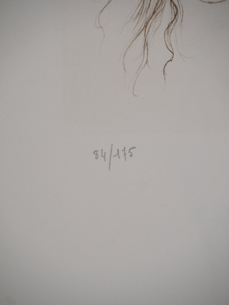 Leonor FINI : Jeune fille surprise, Gravure originale (photo de détail 4) - Crédit photo : Galerie Art.Paris