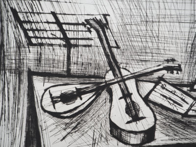 Bernard BUFFET : Nature morte aux instruments de musique, Gravure originale (photo de détail 5) - Crédit photo : Galerie Art.Paris