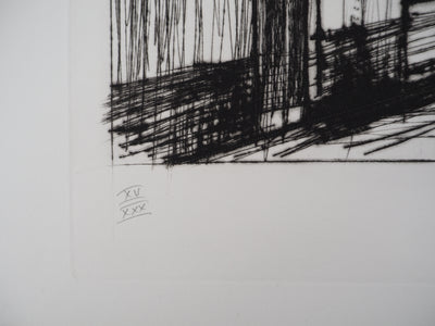 Bernard BUFFET : Senlis, l'église, Gravure originale (photo de détail 9) - Crédit photo : Galerie Art.Paris
