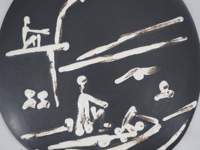 Pablo PICASSO : Scène de plage, Céramique originale Madoura