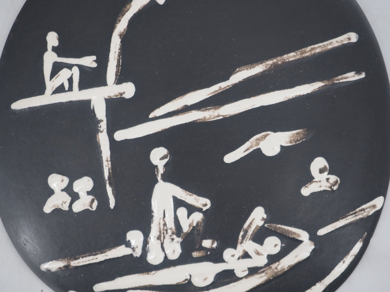 Pablo PICASSO : Scène de plage, Céramique originale Madoura