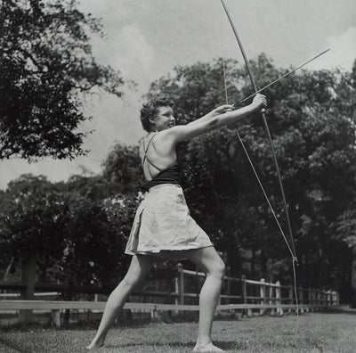 Dora MAAR : Le tir à l'arc, Photographie originale (Copie)