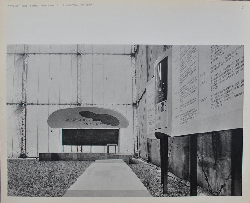  LE CORBUSIER : Pavillon des temps nouveaux - la solidarité, Héliogravure originale (vue générale) - Crédit photo : Galerie Art.Paris