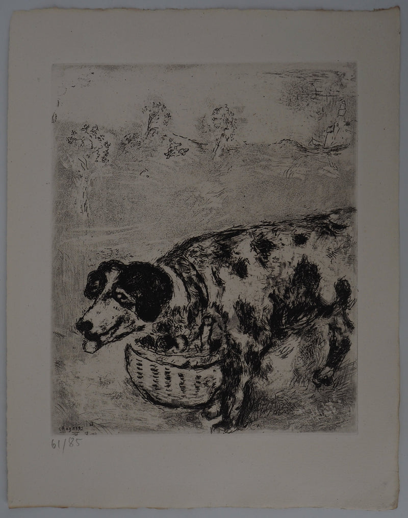 Marc CHAGALL : Le chien au panier (Le chien qui porte à son cou le dîner de son maître), Gravure originale (vue générale) - Crédit photo : Galerie Art.Paris