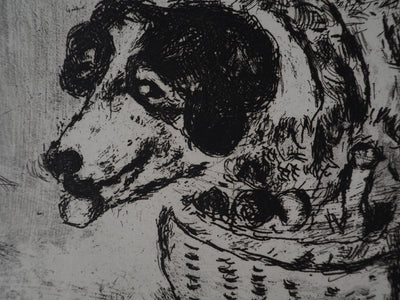 Marc CHAGALL : Le chien au panier (Le chien qui porte à son cou le dîner de son maître), Gravure originale (photo de détail 6) - Crédit photo : Galerie Art.Paris