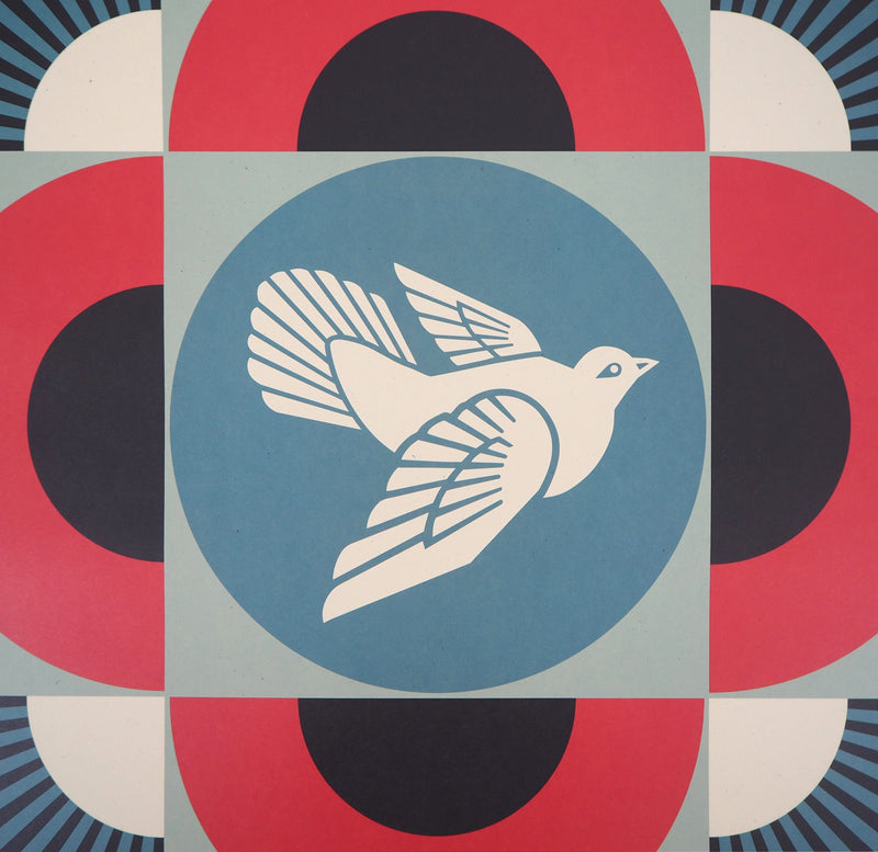 Shepard FAIREY : Geometric Dove - Red, Sérigraphie originale (photo de détail 5) - Crédit photo : Galerie Art.Paris