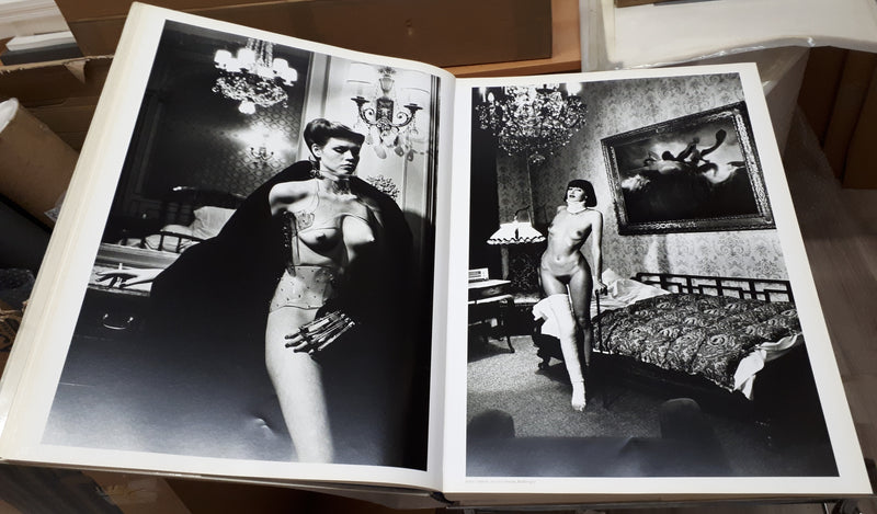 Helmut NEWTON : Sumo, oeuvre originale (photo de détail 6) - Crédit photo : Galerie Art.Paris