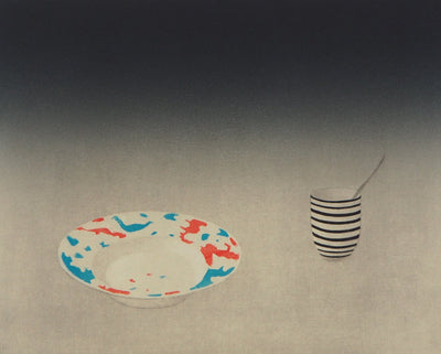 Florence SINCLAIR-MAHDAVI : Assiette et gobelet, 1985 - Gravure (détail)